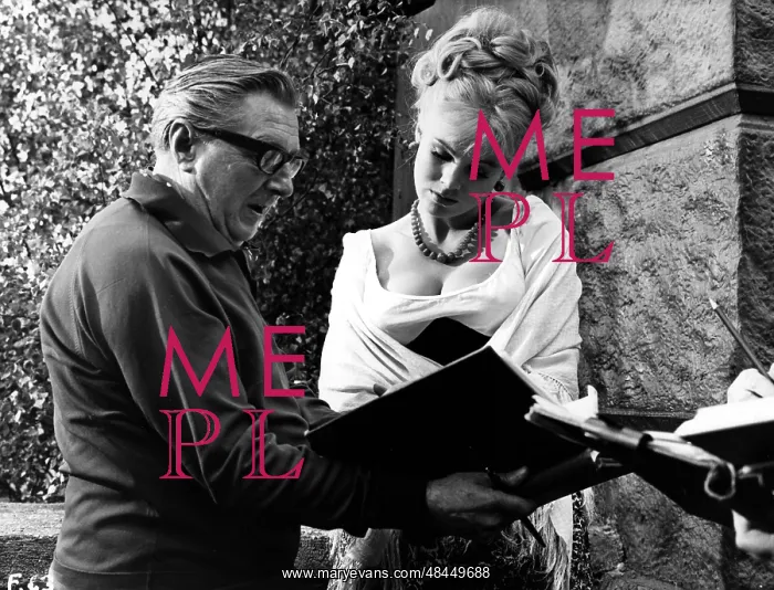: FRANKENSTEIN CREATED WOMAN (BR1966) DIRECTOR, TERENCE FISHER : FRANKENSTEIN CREATED WOMAN (BR1966) DIRECTOR, TERENCE FISHER