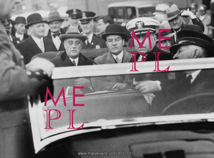 : Franklin D. Roosevelt, arriving in Washington : Franklin D. Roosevelt, arriving in Washington