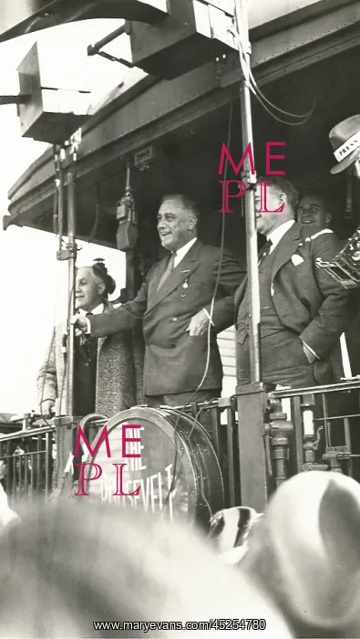 : Franklin Roosevelt campaigning for President in : Franklin Roosevelt campaigning for President in
