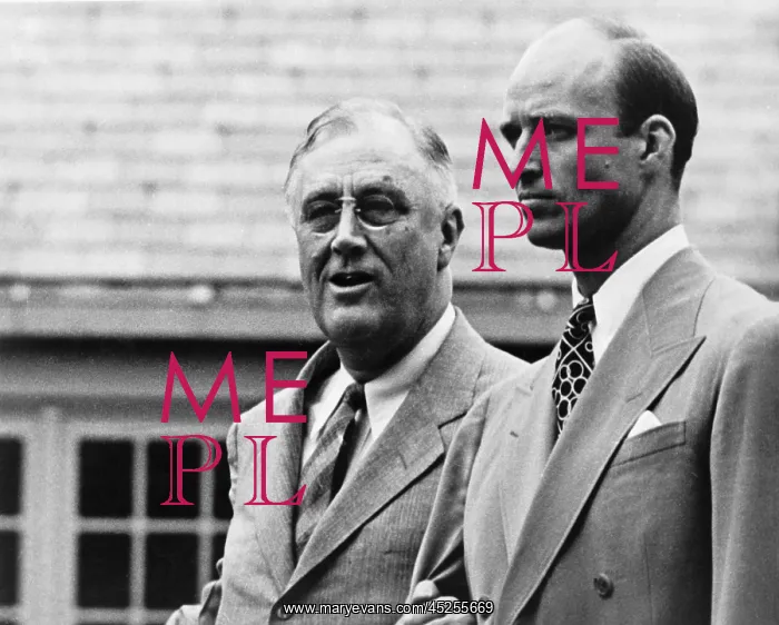 : Franklin Roosevelt with his son James who served : Franklin Roosevelt with his son James who served