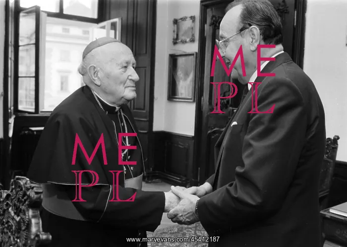 : Frantisek Tomasek - Hans-Dietrich Genscher : Frantisek Tomasek - Hans-Dietrich Genscher