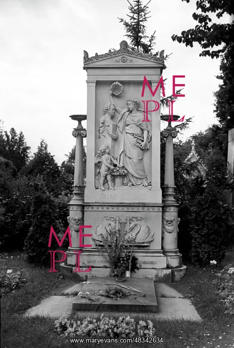 : Franz Schubert's grave in Vienna : Franz Schubert's grave in Vienna