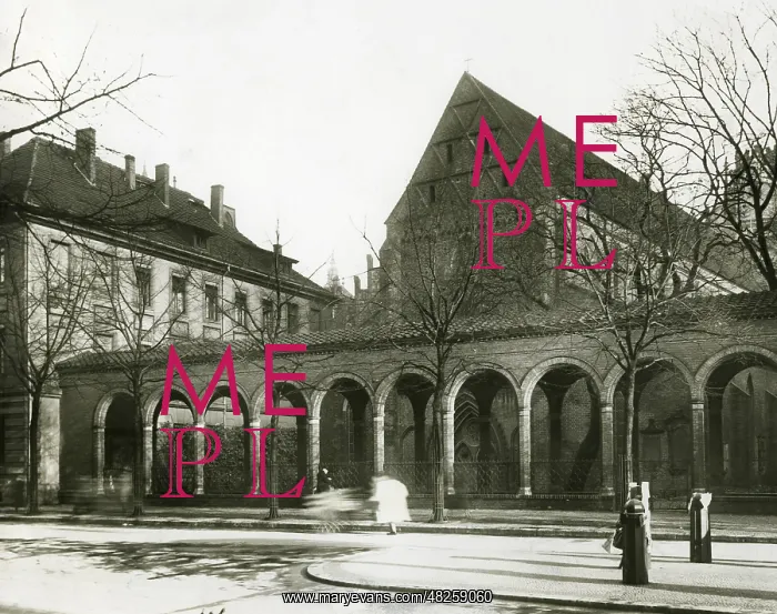 : The Franziskaner-Klosterkirche in Berlin, 1933 : The Franziskaner-Klosterkirche in Berlin, 1933