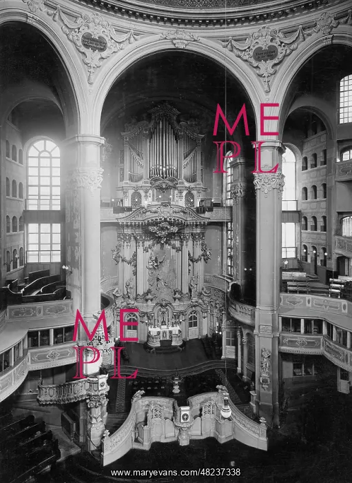 : The Frauenkirche in Dresden, 1938 : The Frauenkirche in Dresden, 1938