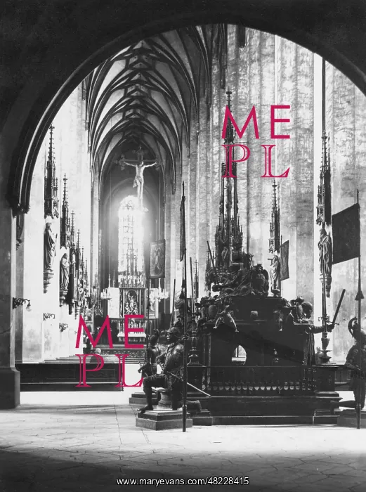 : Frauenkirche in Munich before 1860 : Frauenkirche in Munich before 1860