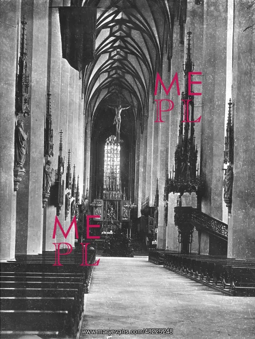: Frauenkirche in Munich, 1910 : Frauenkirche in Munich, 1910
