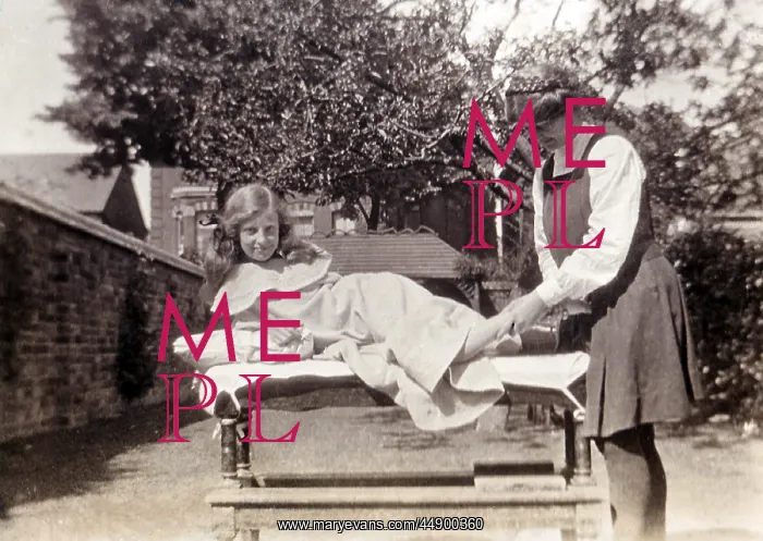  : Freda Colwill and Joyce