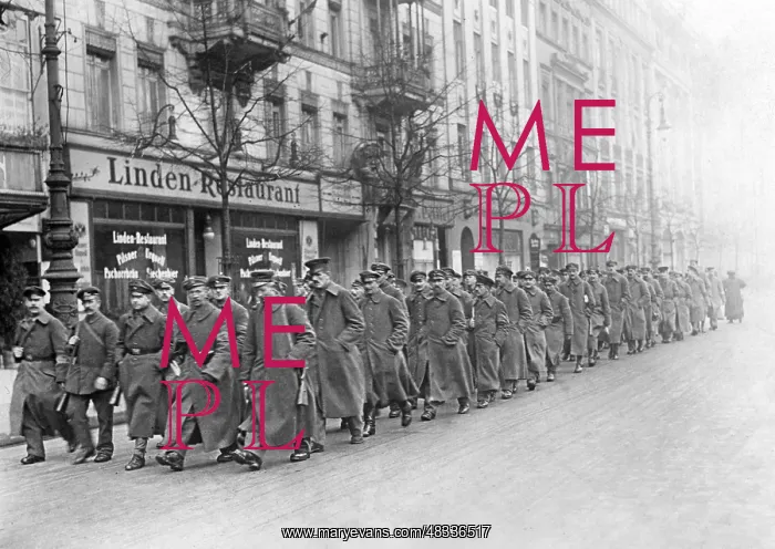 : Freikorp soldiers marching in the government district, 1919 : Freikorp soldiers marching in the government district, 1919