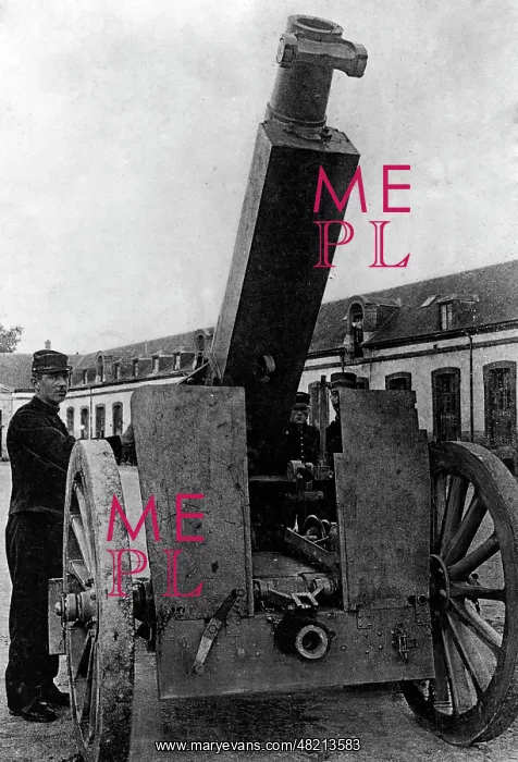 : French artillery, 1915 : French artillery, 1915