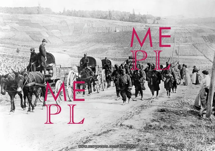 : French auxiliaries on the way to the front, 1914 : French auxiliaries on the way to the front, 1914