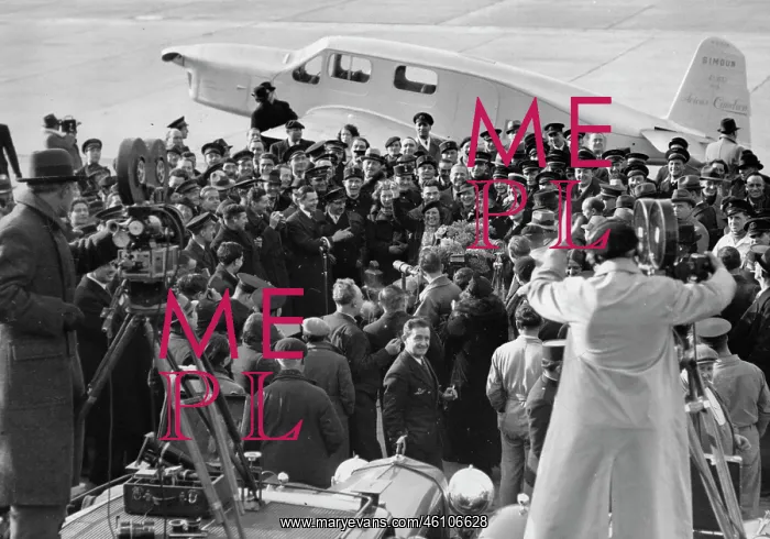 : The french aviator Maryse Bastie at : The french aviator Maryse Bastie at