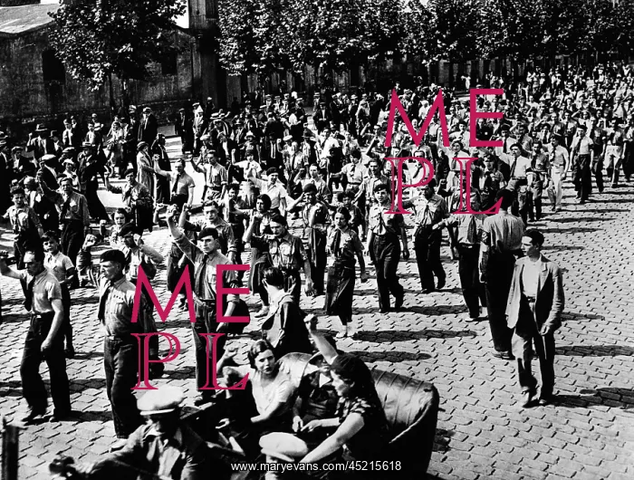 : French Communists and Socialists marched ? : French Communists and Socialists marched ?