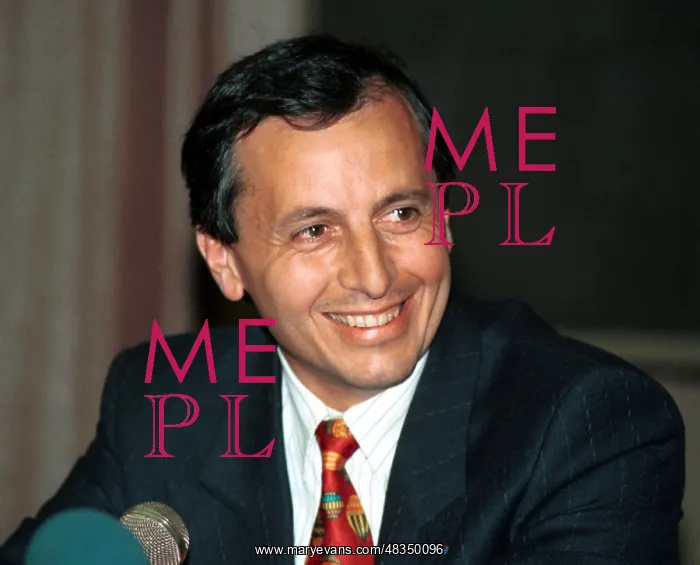 : French cosmonaut Michel Tognini, 1992 : French cosmonaut Michel Tognini, 1992
