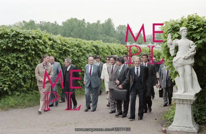 : French delegation visits USSR : French delegation visits USSR