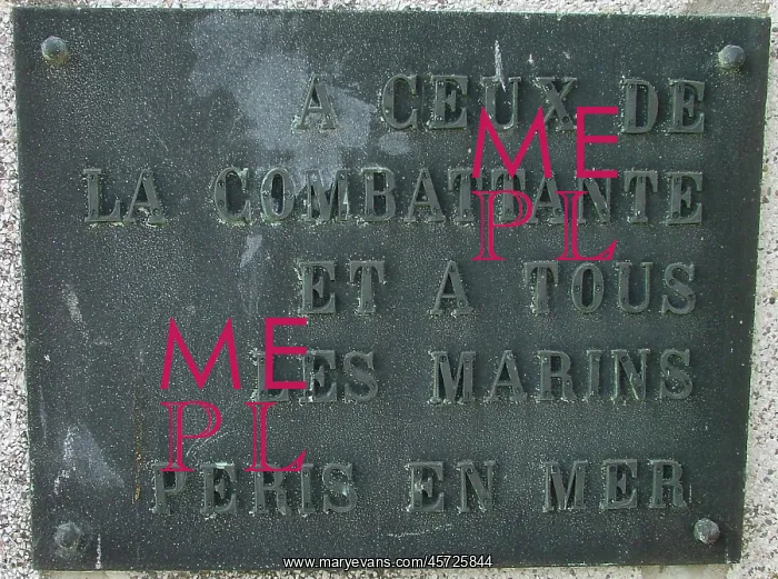 : French Destroyer la Combattante Memorial Courseulles : French Destroyer la Combattante Memorial Courseulles