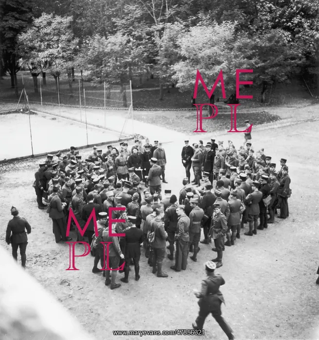  : French infantry officer training WWII