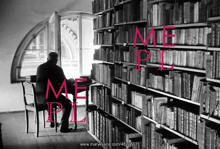 : French library in Berlin, 1935 : French library in Berlin, 1935