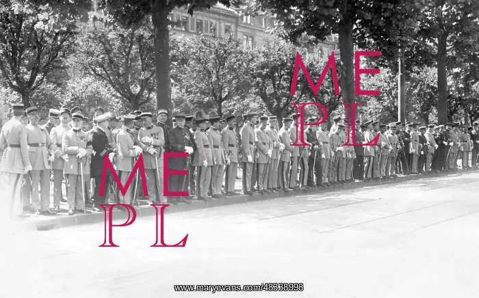 : French officers in the occupied Mainz, 1930 : French officers in the occupied Mainz, 1930