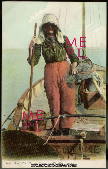 : FRENCH OYSTER WOMAN : FRENCH OYSTER WOMAN