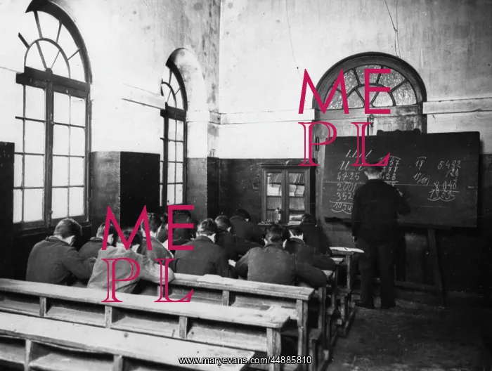 : FRENCH PRISON CHAPEL : FRENCH PRISON CHAPEL