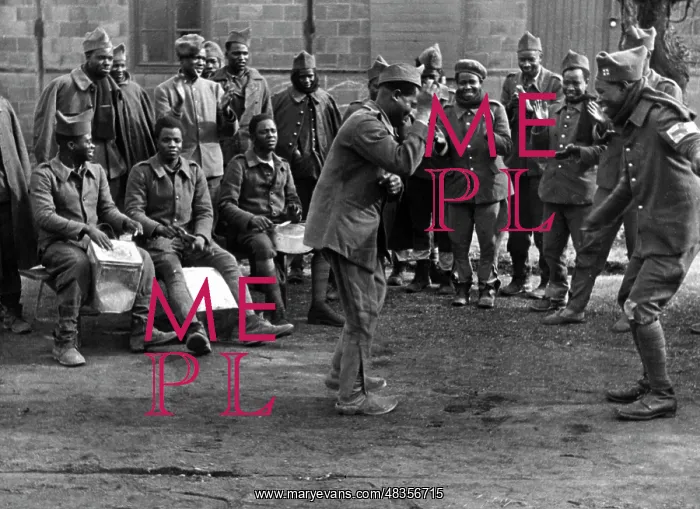 : French prisoners in a German prison camp, 1940 : French prisoners in a German prison camp, 1940