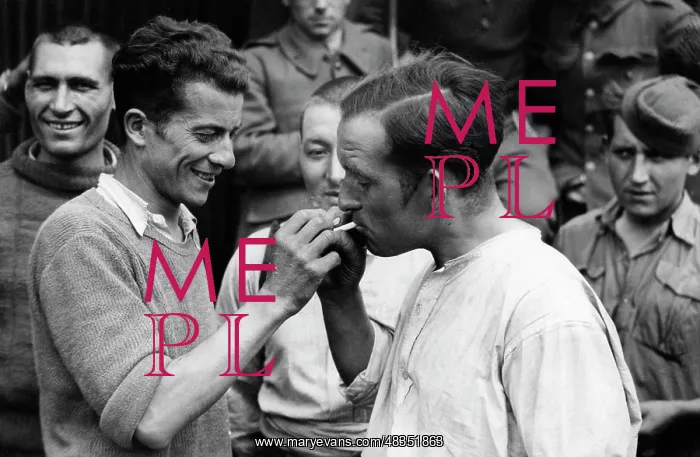 : French prisoners of war, 1941 : French prisoners of war, 1941
