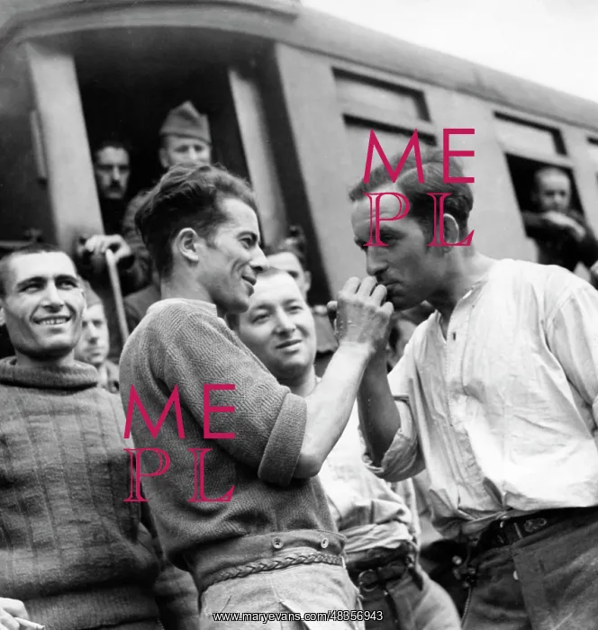 : French prisoners of war, 1941 : French prisoners of war, 1941