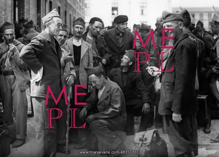 : French prisoners of war, 1941 : French prisoners of war, 1941