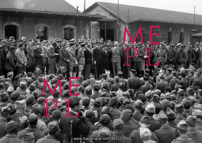 : French prisoners of war are released, 1941 : French prisoners of war are released, 1941