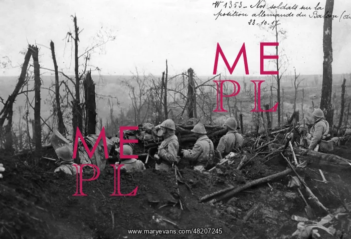 : French soldiers in a German position, 1917 : French soldiers in a German position, 1917