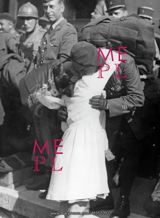 : French soldiers are released from German captivity in 1941 : French soldiers are released from German captivity in 1941