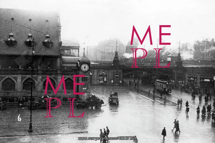 : French station barrier in Essen, 1923 : French station barrier in Essen, 1923