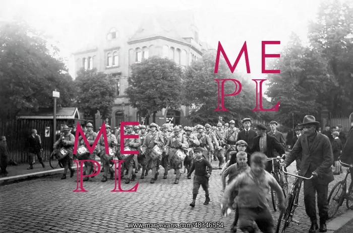 : French troops march out of Wiesbaden, 1930 : French troops march out of Wiesbaden, 1930