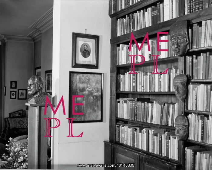 : FREUD / ANTIQUITIES / 133-53 : FREUD / ANTIQUITIES / 133-53