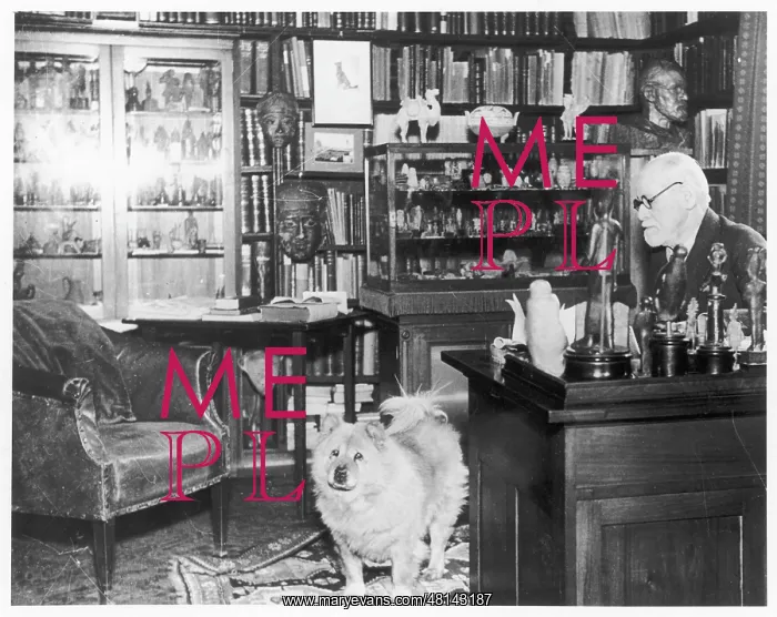 : FREUD IN STUDY 1936