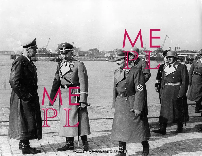 : Frick, Himmler, Koch in the port of Memel : Frick, Himmler, Koch in the port of Memel