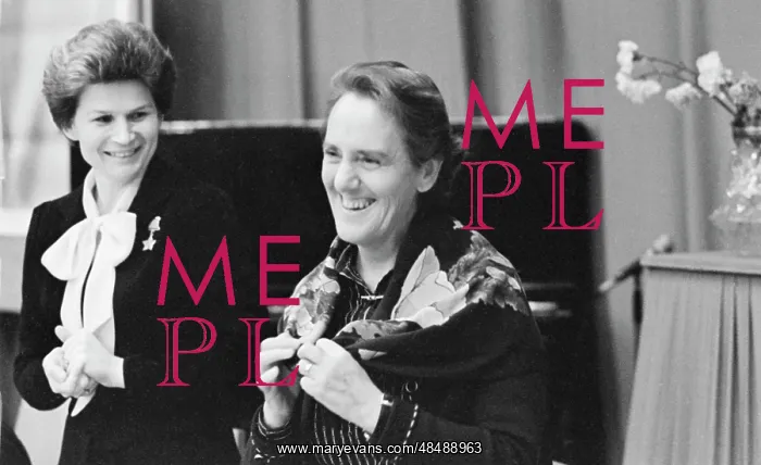 : Frida Brown visits USSR : Frida Brown visits USSR