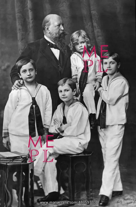 : Friedrich Bramann with his children, ca. 1890 : Friedrich Bramann with his children, ca. 1890