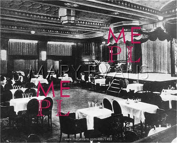  : FRIEDRICHSTRASSE CABARET