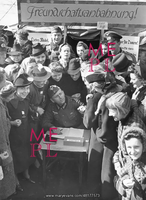 : Friendship initiation in the Second World War, 1941 : Friendship initiation in the Second World War, 1941