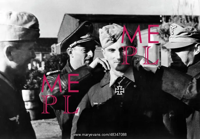 : Fritz Dinger, 1942 : Fritz Dinger, 1942
