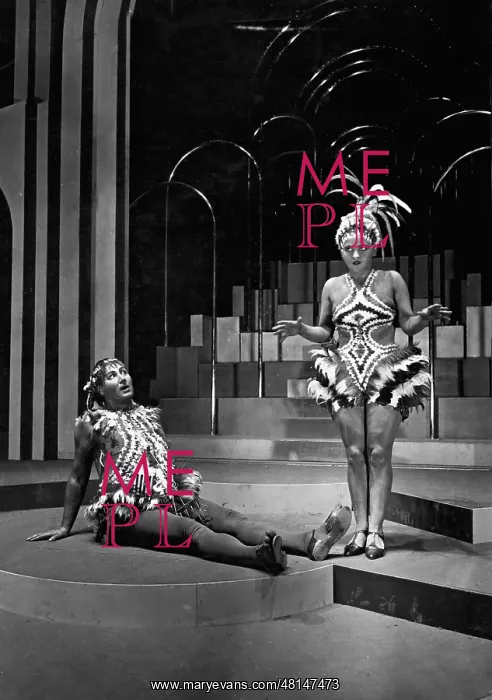 : Fritz Krenn and Irene Eisinger in Mozart's opera The Magic : Fritz Krenn and Irene Eisinger in Mozart's opera The Magic