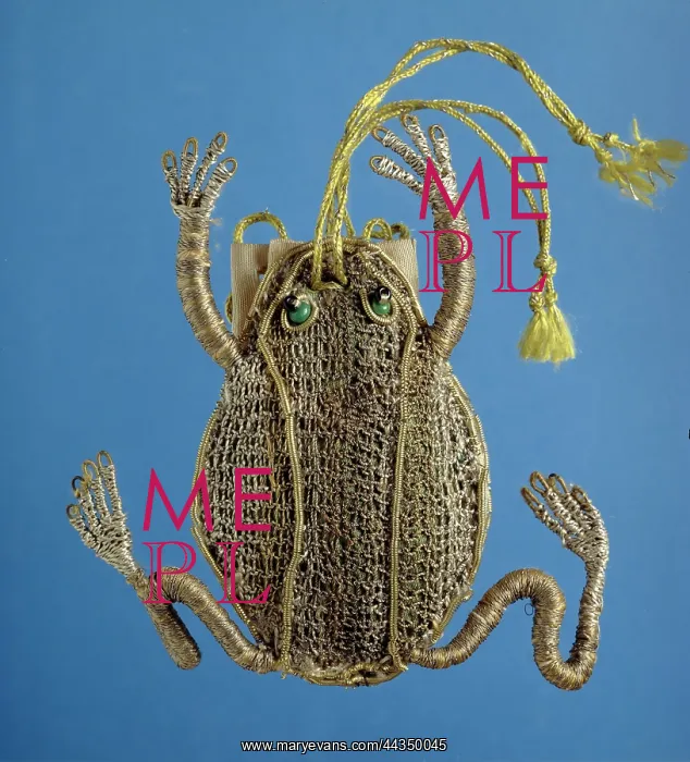 : Frog Purse : Frog Purse