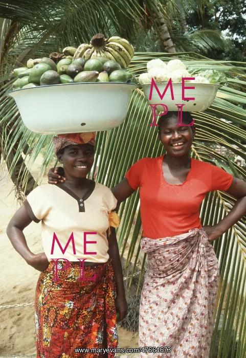 : Fruit sellers, Sierra Leone : Fruit sellers, Sierra Leone