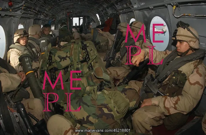 : Fully geared U.S. Marines in helicopter ? : Fully geared U.S. Marines in helicopter ?