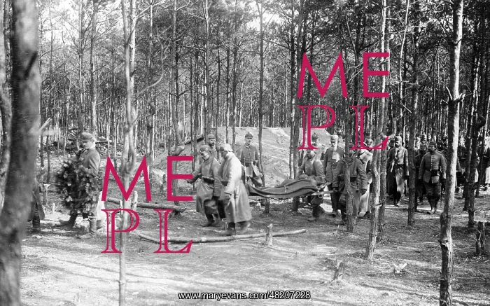: Funeral at the eastern front, 1915 : Funeral at the eastern front, 1915