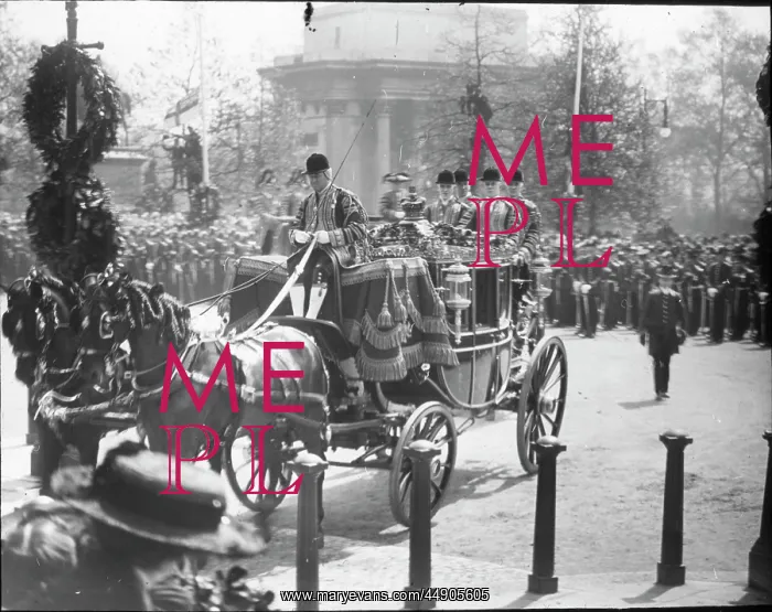 : Funeral of Edward VII - (Mr) Roosevelt and (M.) Pichon's (Ca : Funeral of Edward VII - (Mr) Roosevelt and (M.) Pichon's (Ca