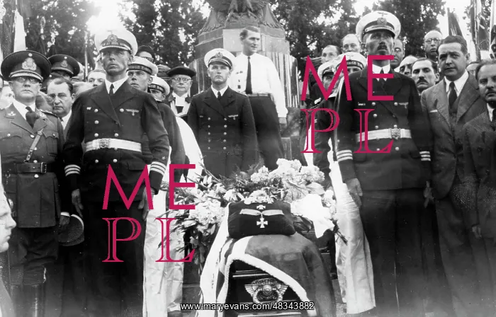 : Funeral of Hans Langsdorff in Buenos Aires, 1939 : Funeral of Hans Langsdorff in Buenos Aires, 1939