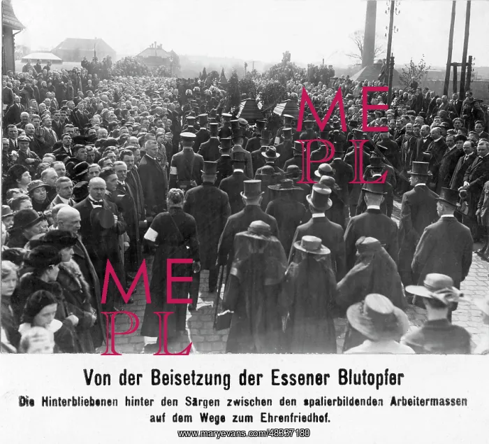 : Funeral procession for the Essener Blutopfer : Funeral procession for the Essener Blutopfer