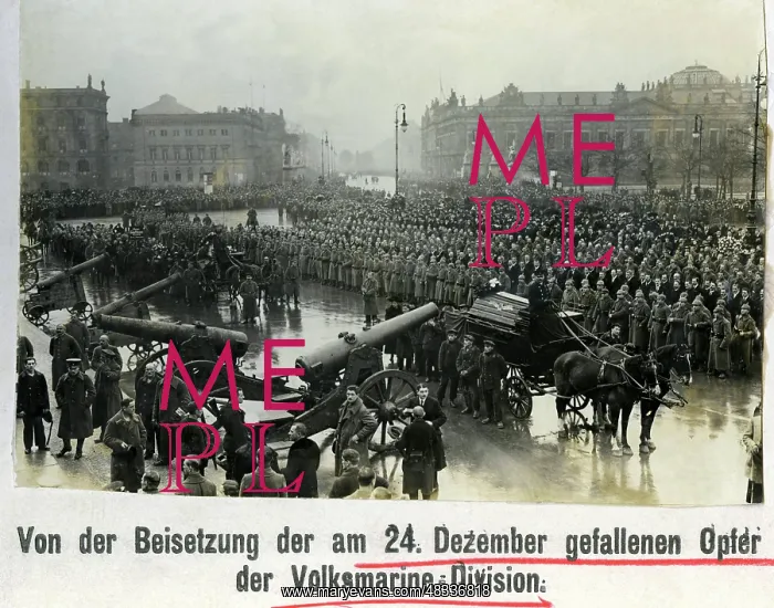: Funeral procession of the fallen of December 24, 1918 : Funeral procession of the fallen of December 24, 1918